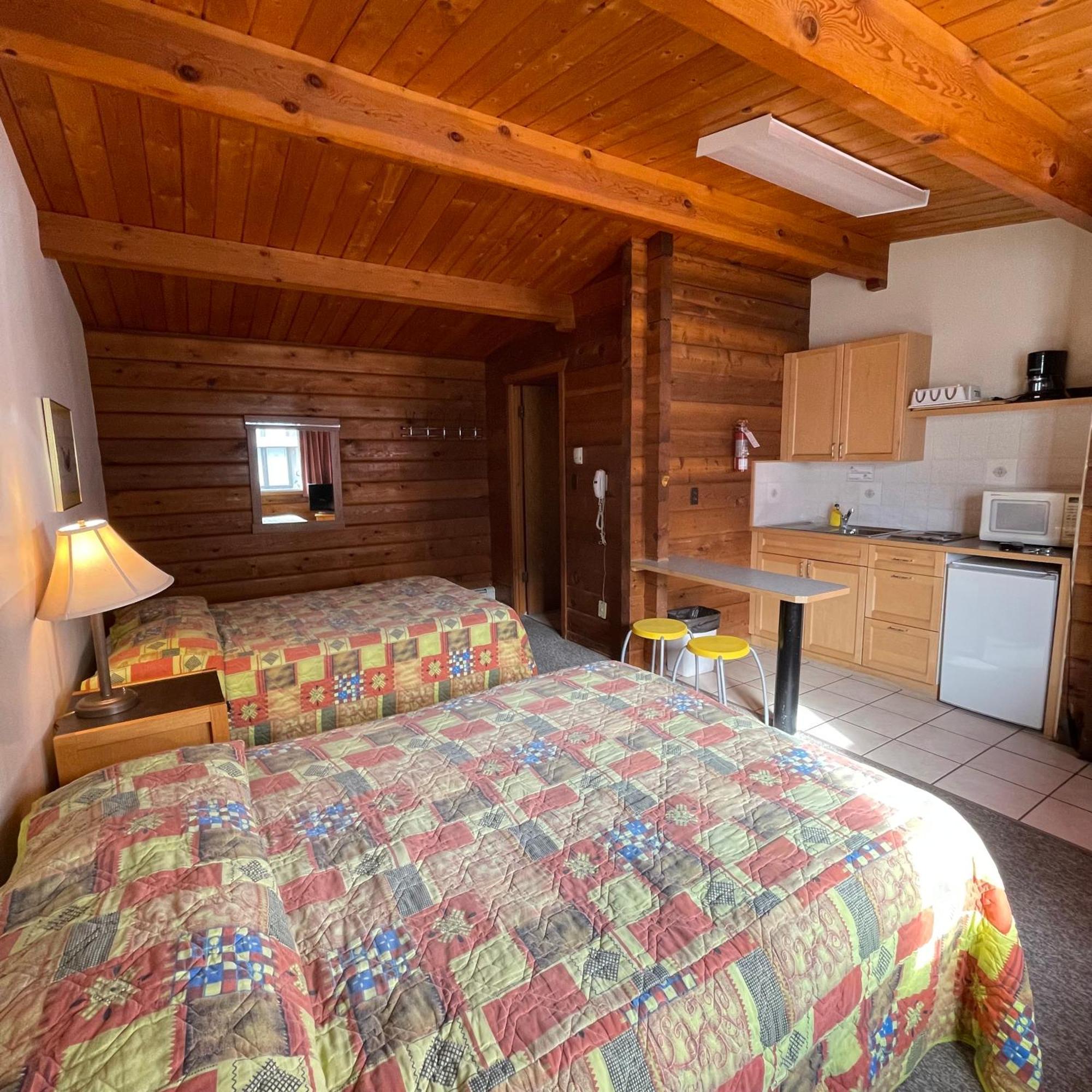 Raccoon Lodge Motel Сильван-Лейк Экстерьер фото